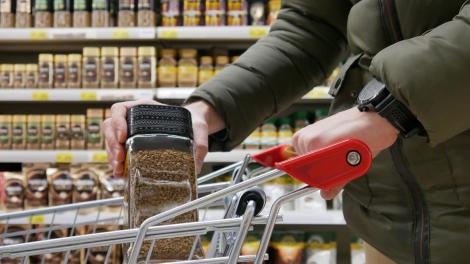 Cafeaua instant, încă un pericol ascuns. Ce boală ar putea provoca în rândul persoanelor de peste 50 de ani