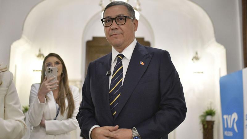 Victor Ponta s-a afișat cu noua iubită, după divorțul de Daciana Sârbu. Cum arată femeia care l-a cucerit
