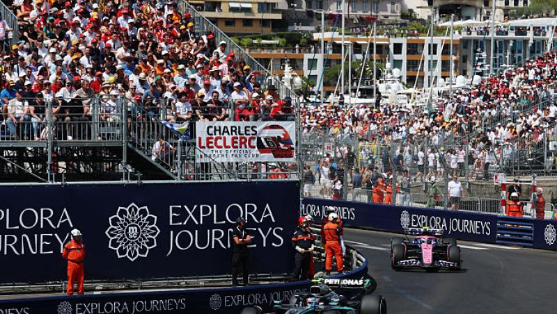 Andrea Kimi Antonelli și-a făcut mama mândră. Cum s-a pozat pilotul Mercedes după terminarea examenelor