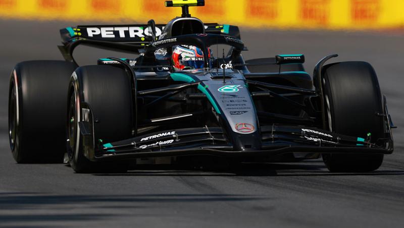 Andrea Kimi Antonelli și-a făcut mama mândră. Cum s-a pozat pilotul Mercedes după terminarea examenelor