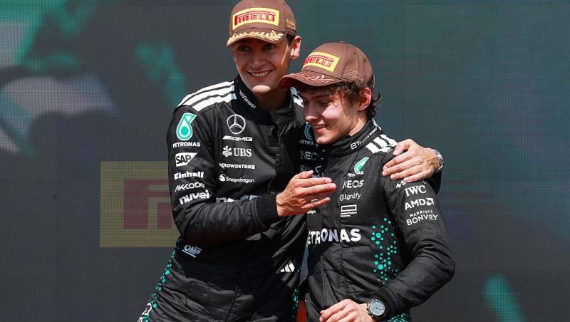 Andrea Kimi Antonelli și-a făcut mama mândră. Cum s-a pozat pilotul Mercedes după terminarea examenelor