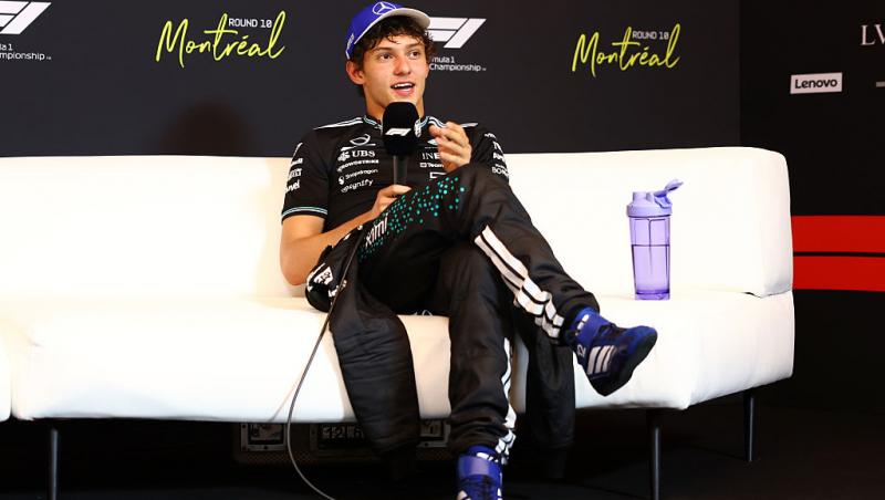 Andrea Kimi Antonelli și-a făcut mama mândră. Cum s-a pozat pilotul Mercedes după terminarea examenelor