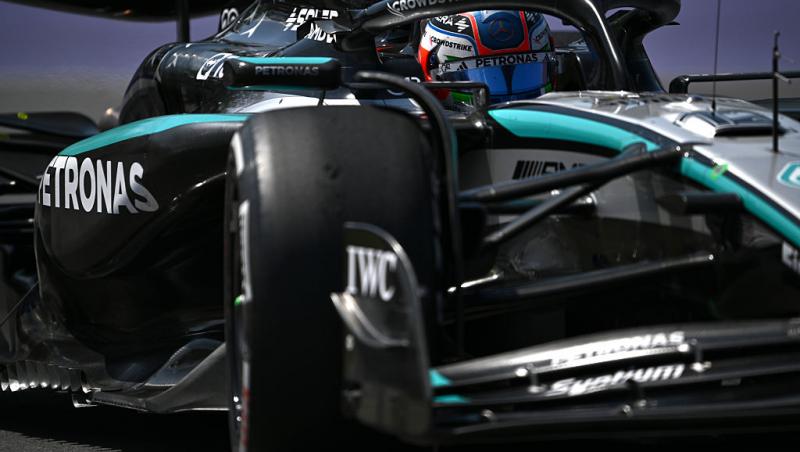 Andrea Kimi Antonelli și-a făcut mama mândră. Cum s-a pozat pilotul Mercedes după terminarea examenelor