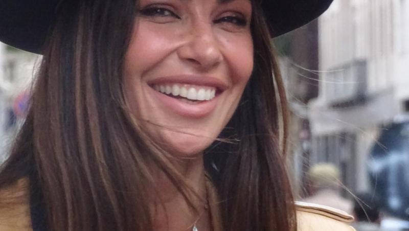 Cât de mare a crescut fiica Mădălinei Ghenea. Charlotte seamănă izbitor cu mama sa