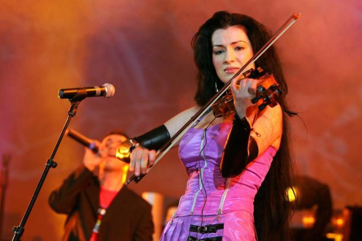 Îți mai amintești de Silvia Lăuneanu, solista trupei De la Vegas? Cum arată acum și cu ce se ocupă