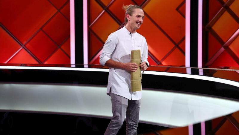 Claudiu Gherguț și-a sărbătorit ziua de naștere în timpul stagiului la Retroscena. Cum l-a surprins chef Richard Abou Zaki