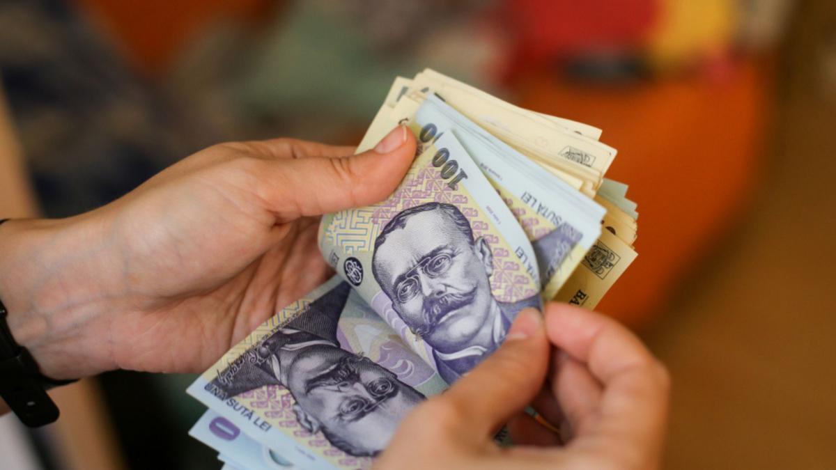 Amenzile pe care le pot primi rom&acirc;nii care instalează aere condiționate &icirc;n bloc. Ce trebuie să respecte &icirc;nainte