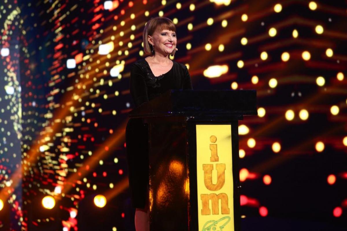 Marina Almășan, apariție de senzație &icirc;n costum de baie la 59 de ani. Prezentatoarea are o siluetă de invidiat