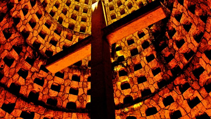 Înmormântările eco, tot mai populare decât cele tradiționale. Ce presupun și cât costă