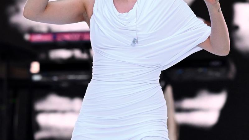 Jessie J a învins cancerul la sân după mastectomie: „A dispărut tot!”. Cum s-a filmat pe patul de spital