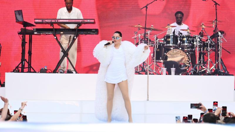 Jessie J a învins cancerul la sân după mastectomie: „A dispărut tot!”. Cum s-a filmat pe patul de spital
