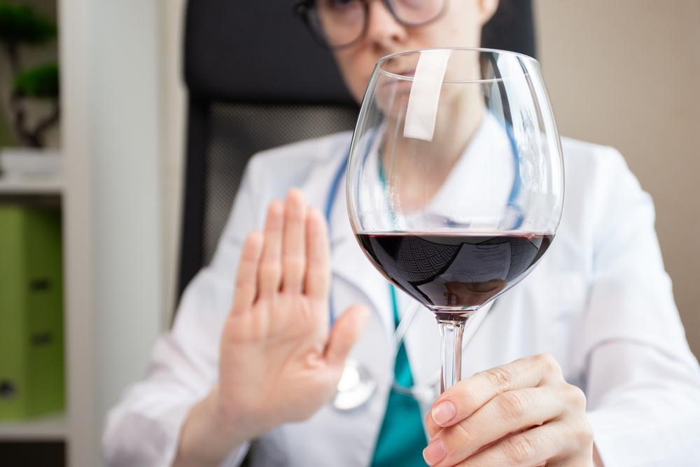 Ce se întâmplă când bei alcool? Efectele nocive ale alcoolului asupra sănătății