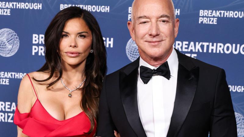 Primele imagini cu rochia de mireasă a soției lui Jeff Bezos. Lauren Sánchez și fondatorul Amazon au radiat la „nunta secolului”