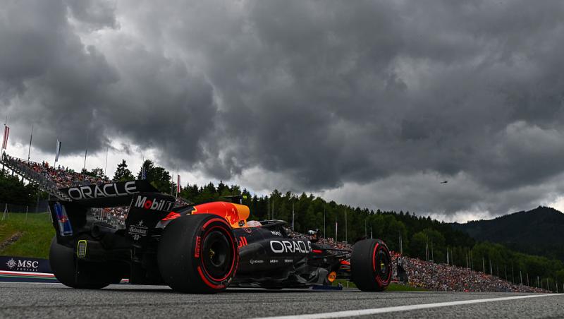 Vezi acum calificările din Formula 1™ pentru Marele Premiu al Austriei. Lupta pentru pole este LIVE în AntenaPLAY și pe Antena3CNN