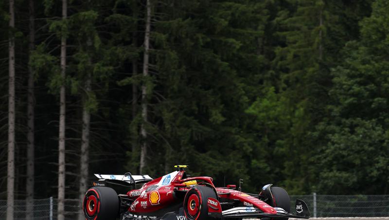 Vezi acum calificările din Formula 1™ pentru Marele Premiu al Austriei. Lupta pentru pole este LIVE în AntenaPLAY și pe Antena3CNN