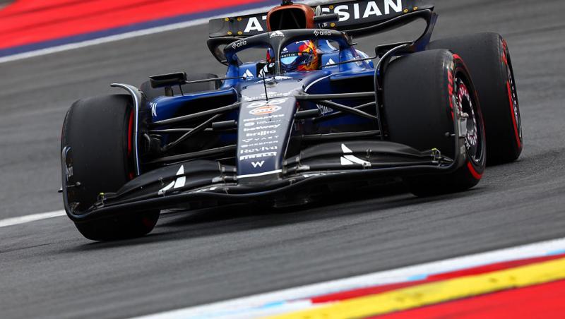 Vezi acum calificările din Formula 1™ pentru Marele Premiu al Austriei. Lupta pentru pole este LIVE în AntenaPLAY și pe Antena3CNN