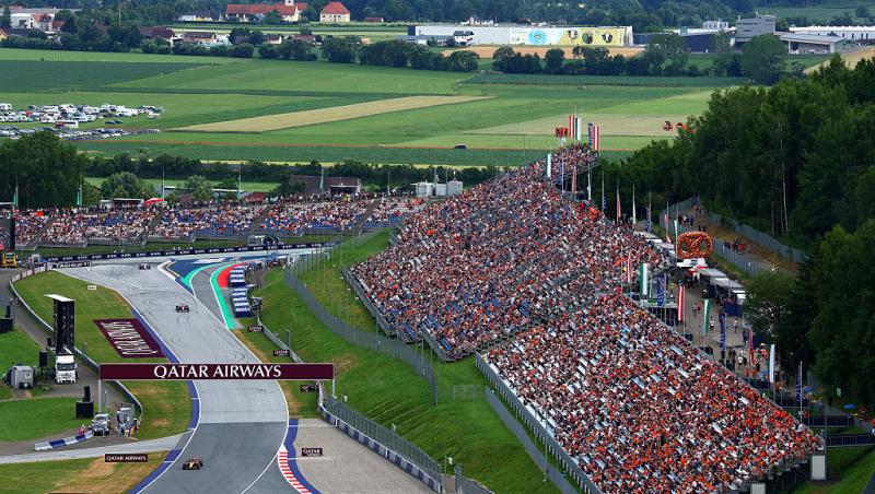 Vezi acum calificările din Formula 1™ pentru Marele Premiu al Austriei. Lupta pentru pole este LIVE în AntenaPLAY și pe Antena3CNN