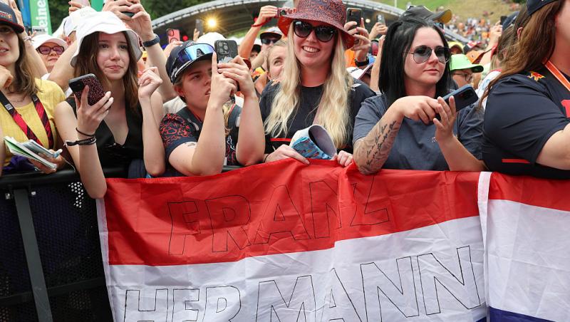 Vezi acum calificările din Formula 1™ pentru Marele Premiu al Austriei. Lupta pentru pole este LIVE în AntenaPLAY și pe Antena3CNN