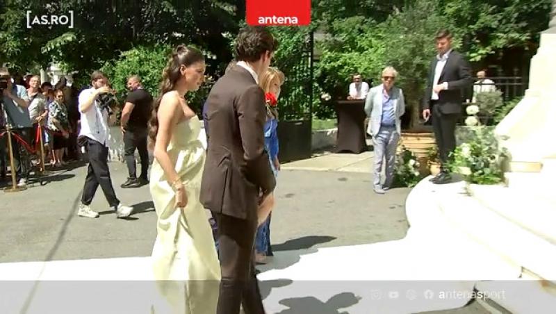 Cum s-au îmbrăcat Gheorghe și Marilena Hagi la cununia religioasă a fiicei lor. Soacra mică, apariție demnă de covorul roșu