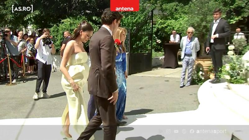 Cum a apărut Elena Hagi cu burtica de gravidă la nunta Kirei Hagi cu Thomas Ferfelis. Soția lui Ianis Hagi, de-a dreptul ravisantă