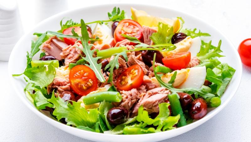 Idei de salate pentru vara 2025. 18 rețete sănătoase și gustoase