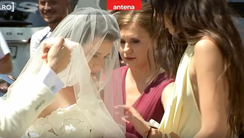 Cât a costat rochia de mireasă purtată de Kira Hagi la nunta cu Thomas Ferfelis. Din ce colecție de lux face parte