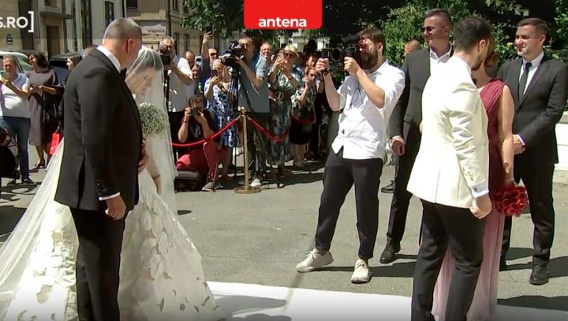 Cât a costat rochia de mireasă purtată de Kira Hagi la nunta cu Thomas Ferfelis. Din ce colecție de lux face parte