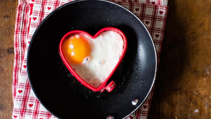 Trucuri pentru a găti ouă perfecte de fiecare dată. Vor ieși mai bune ca la restaurantele de lux