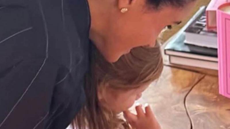 Lilibet a împlinit patru ani. Meghan Markle a marcat ziua de naștere a fiicei sale cu două fotografii rare cu micuța