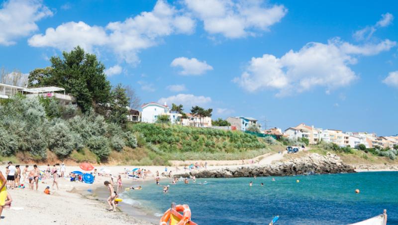 Cât costă o ciorbă și porție de hamsii pe litoralul românesc în 2025. Prețurile din acest an sunt comparabile cu cele din 2024