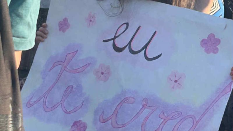 Ce a transmis tânăra agresată la protestul pentru siguranța femeilor de marți din Piața Victoriei. Ce amendă a primit agresorul