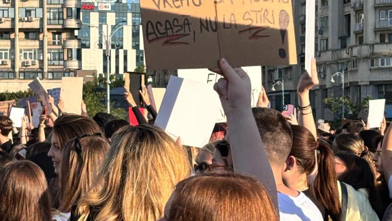 Ce a transmis tânăra agresată la protestul pentru siguranța femeilor de marți din Piața Victoriei. Ce amendă a primit agresorul