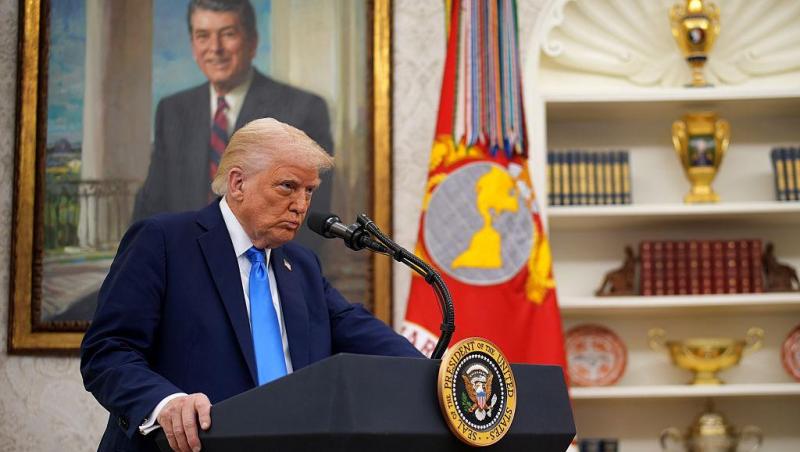 Donald Trump interzice intrarea în SUA a cetățenilor din 12 țări. Despre cine e vorba și de ce face acest lucru