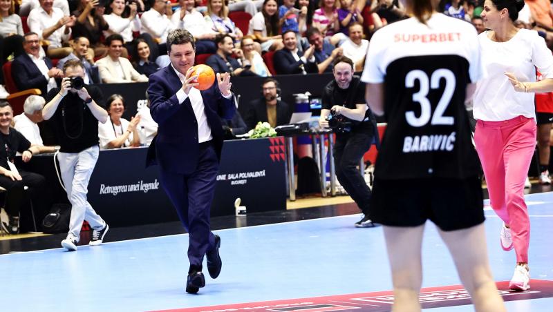 Toată lumea îl credea retras din post. Unde a fost surprins Ionuț, SPP-istul lui Nicușor Dan