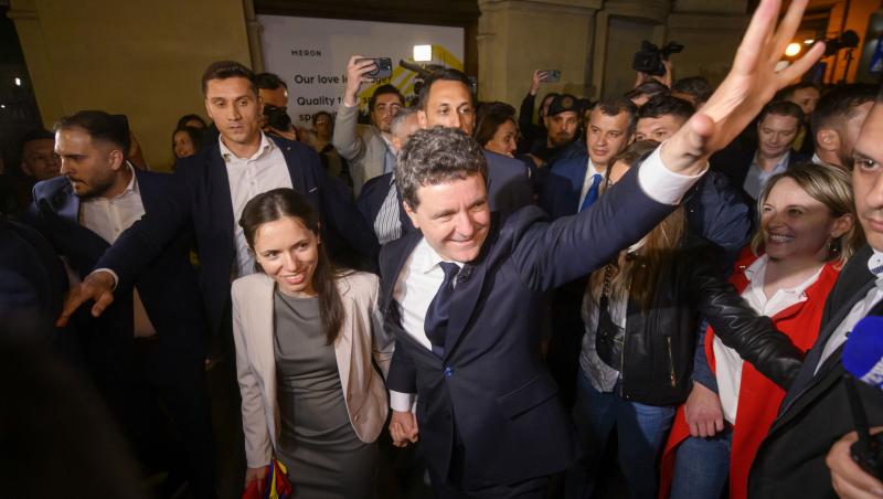 Mirabela Grădinaru, în vacanță fără Nicușor Dan. Unde i-a dus pe copii și ce planuri are șeful de stat