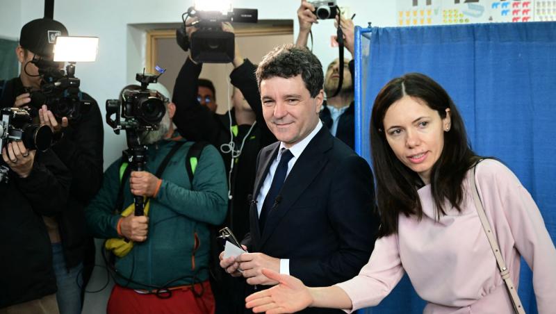 Mirabela Grădinaru, în vacanță fără Nicușor Dan. Unde i-a dus pe copii și ce planuri are șeful de stat