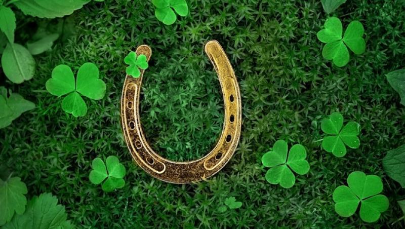 Ce simbolizează, de fapt, trifoiul cu patru foi. Ce superstiții românești sunt legate de el