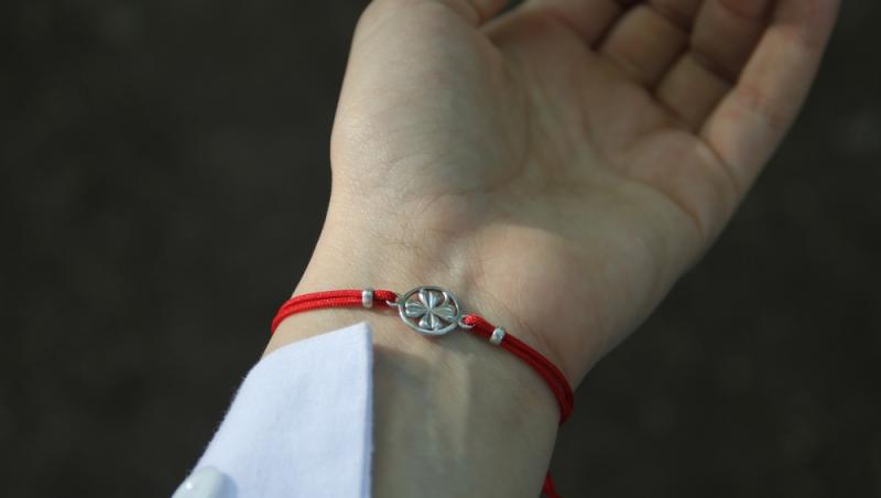 Ce simbolizează, de fapt, trifoiul cu patru foi. Ce superstiții românești sunt legate de el