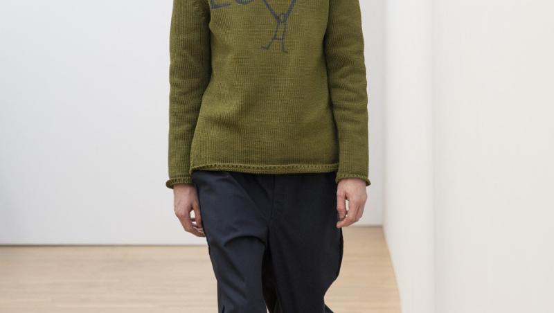 Artistul sibian Dan Perjovschi a desenat pentru un mare brand japonez. Cum arată colecția și ce l-a făcut să accepte colaborarea