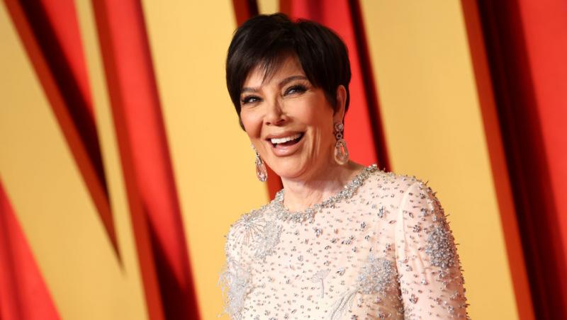 Kris Jenner, la 69 de ani, arată mai bine decât fiicele sale. Cât a plătit mogulul familiei Kardashian pentru operațiile estetice