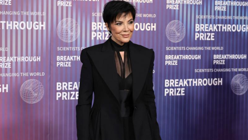 Kris Jenner, la 69 de ani, arată mai bine decât fiicele sale. Cât a plătit mogulul familiei Kardashian pentru operațiile estetice