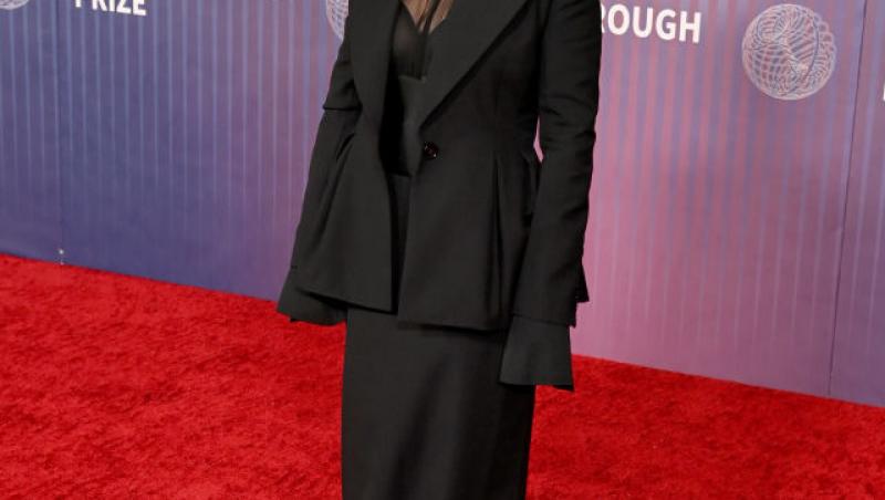 Kris Jenner, la 69 de ani, arată mai bine decât fiicele sale. Cât a plătit mogulul familiei Kardashian pentru operațiile estetice