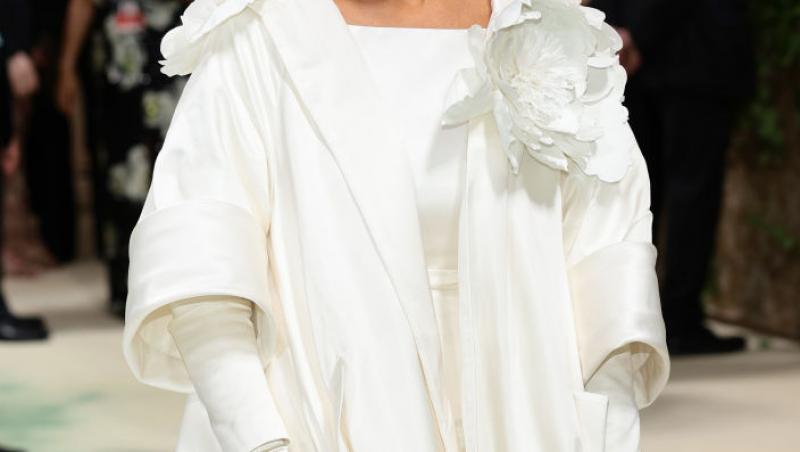 Kris Jenner, la 69 de ani, arată mai bine decât fiicele sale. Cât a plătit mogulul familiei Kardashian pentru operațiile estetice