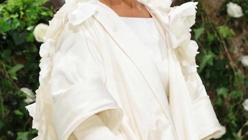 Kris Jenner, la 69 de ani, arată mai bine decât fiicele sale. Cât a plătit mogulul familiei Kardashian pentru operațiile estetice