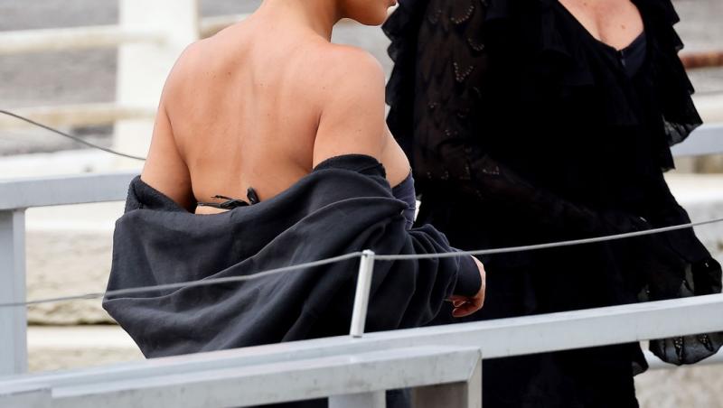 Kris Jenner, la 69 de ani, arată mai bine decât fiicele sale. Cât a plătit mogulul familiei Kardashian pentru operațiile estetice