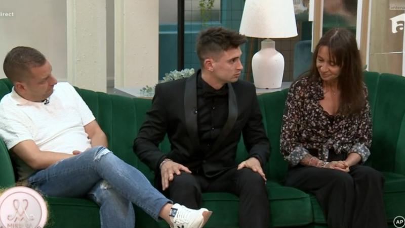 Mireasa sezonul 11. Băieții au îmbrăcat costumele de mire și au defilat în fața părinților. Au curs multe lacrimi