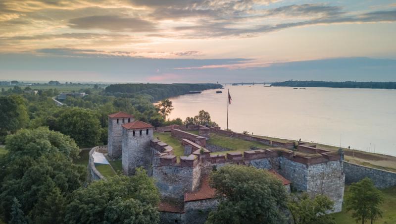 Cât a plătit un român pentru un prânz în Bulgaria. Cum au reacționat internauții când au văzut bonul
