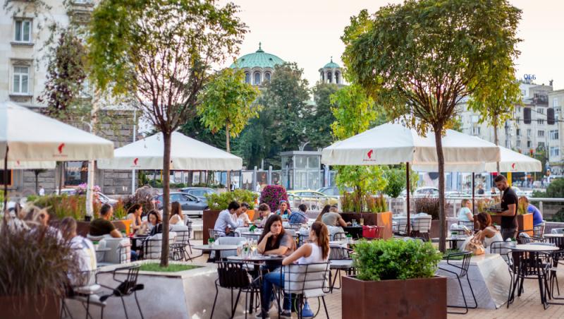 Cât a plătit un român pentru un prânz în Bulgaria. Cum au reacționat internauții când au văzut bonul