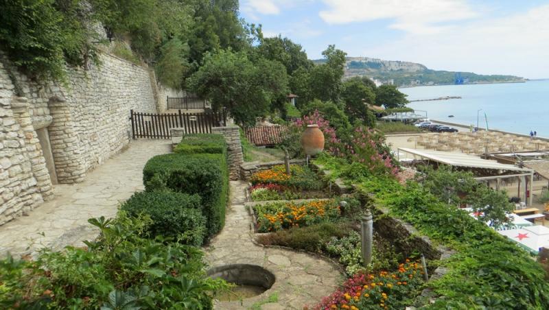 Cât a plătit un român pentru un prânz în Bulgaria. Cum au reacționat internauții când au văzut bonul