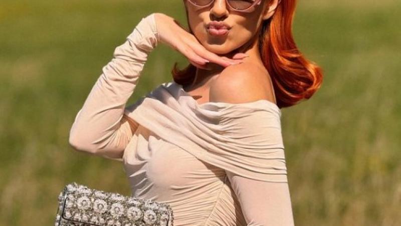 Lidia Buble, sexy în lenjerie intimă. În ce ipostaze s-a fotografiat artista călcând rufe. 